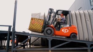 Электрический погрузчик EP EFL252 2W300